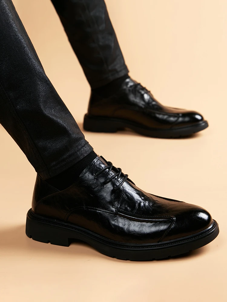 皮鞋男2025时尚百搭新款秋季休闲商务正装英伦风高端结婚新郎男鞋