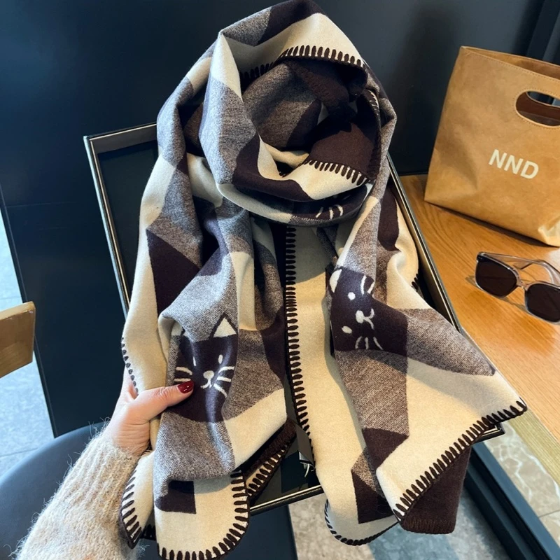 Miss Silas秋冬羊绒几何方格猫绒可爱保暖围巾女双面情侣百搭韩版