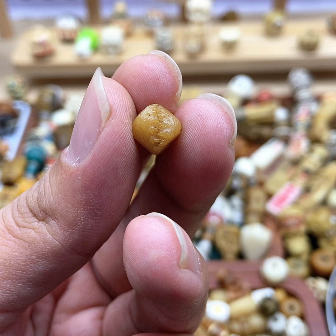 其他驼骨8毫米吞噬配饰背云