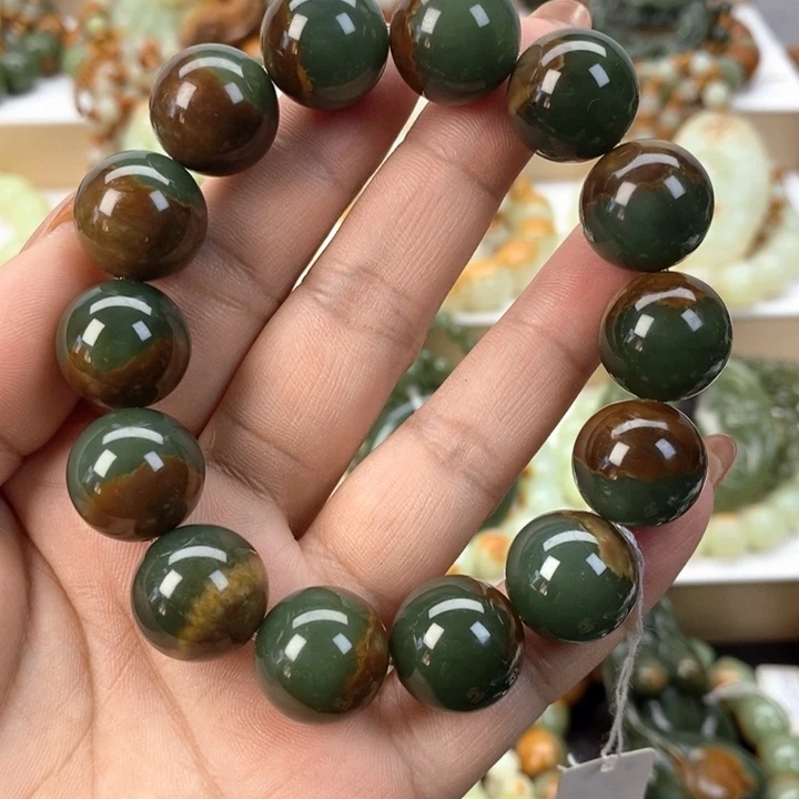 【闪购商品】透闪石质玉手串未镶嵌