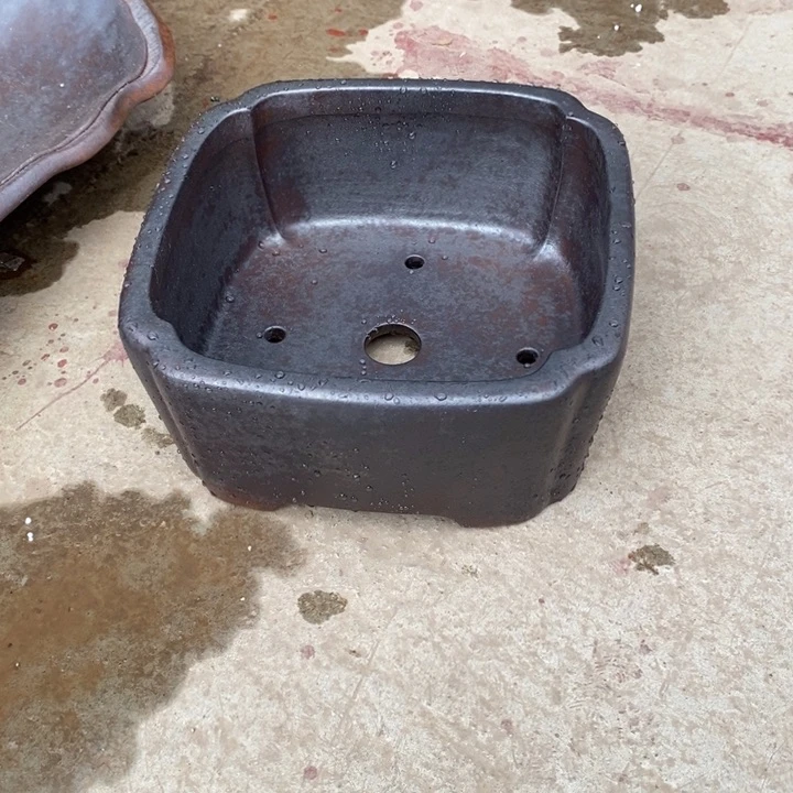 前**锦大何紫砂花盆