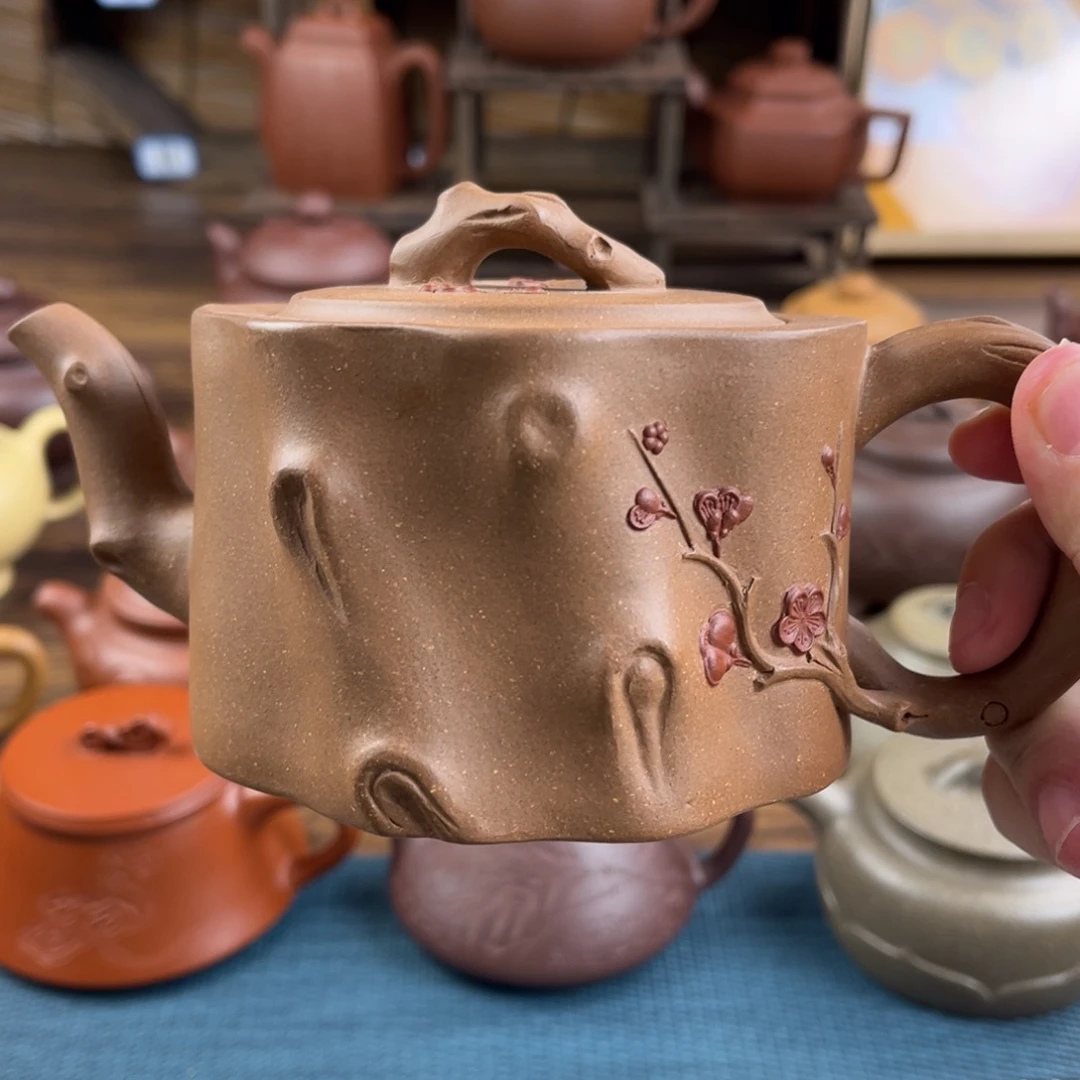 紫砂茶壶手工制作工艺精湛