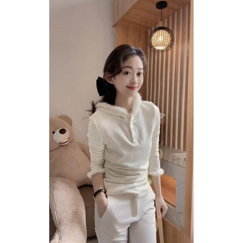 DY1985《璐璐推荐》冬季新款毛领袖口貂毛显瘦套头卫衣连帽衫女装