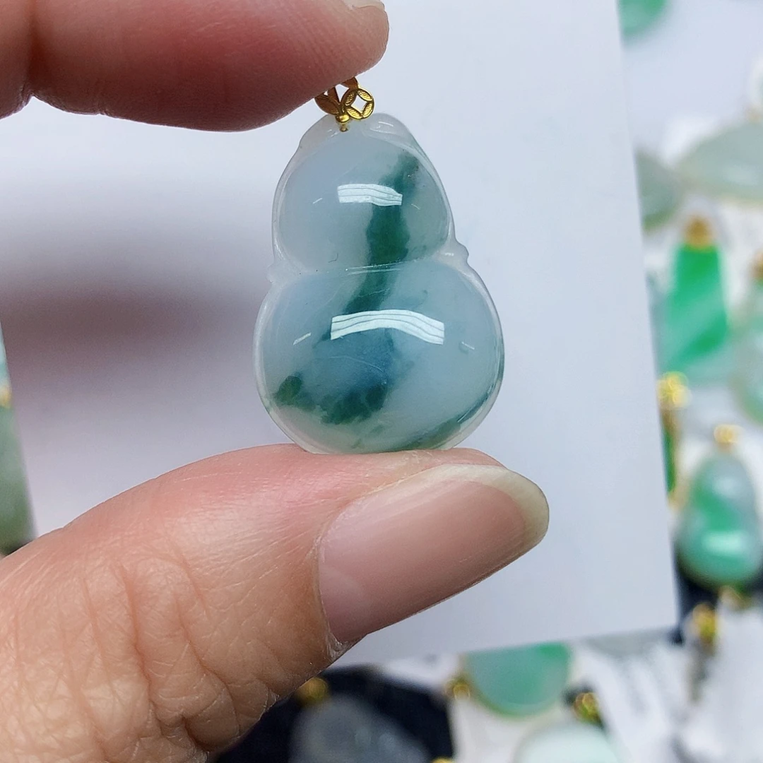 翡翠18K金镶嵌颈饰3567799