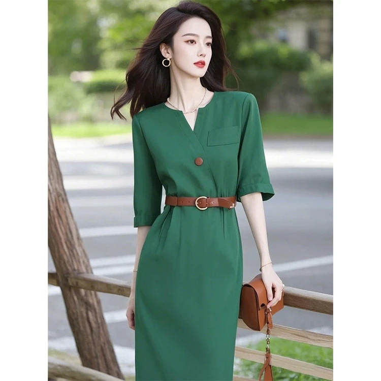 春季出席重要场合气质女神范轻奢高级感上流社会绿色收腰连衣裙子