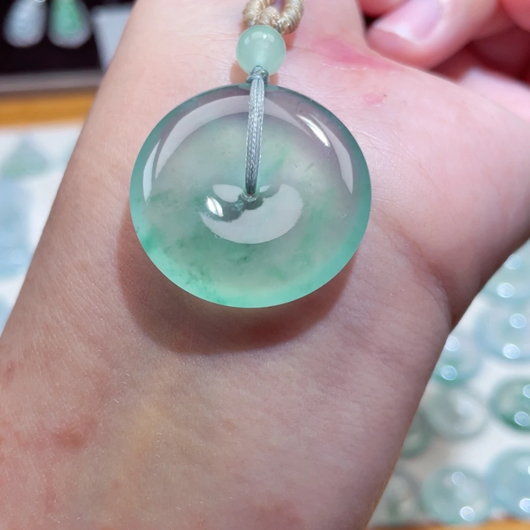 颈饰未镶嵌翡翠扣子