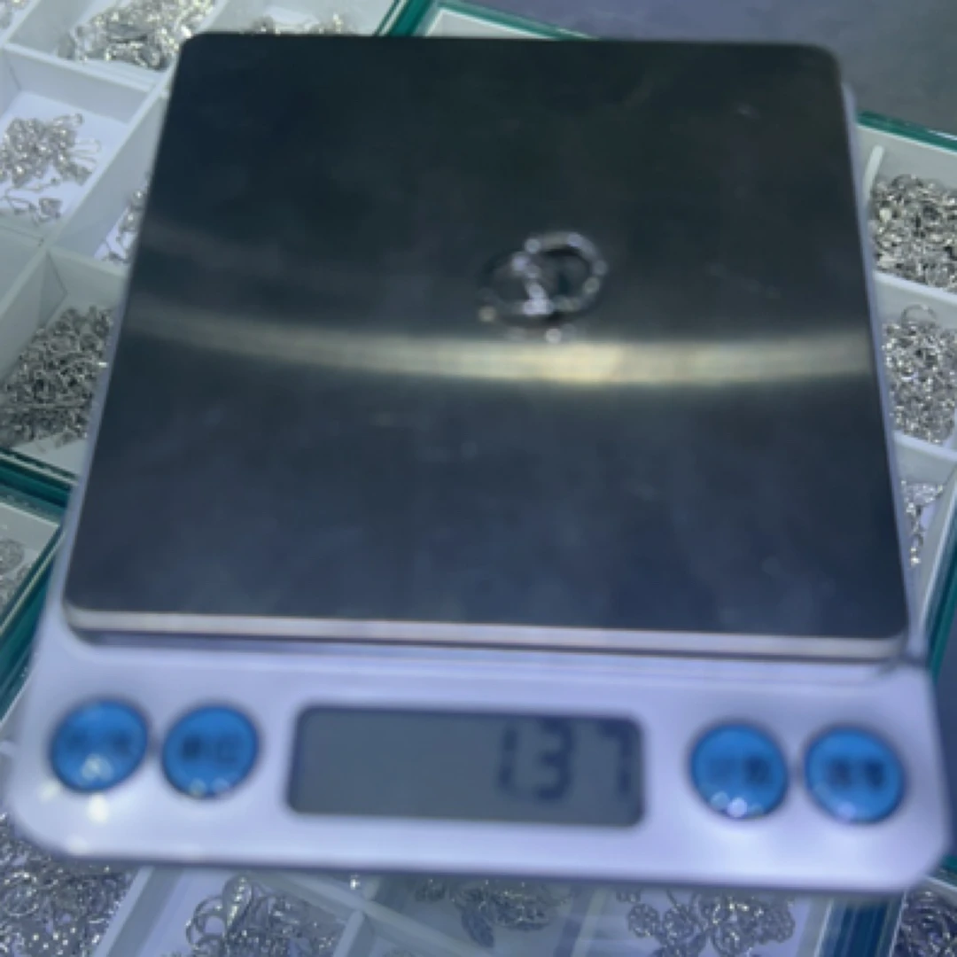 【中国珠宝】PT950 铂金耳钉