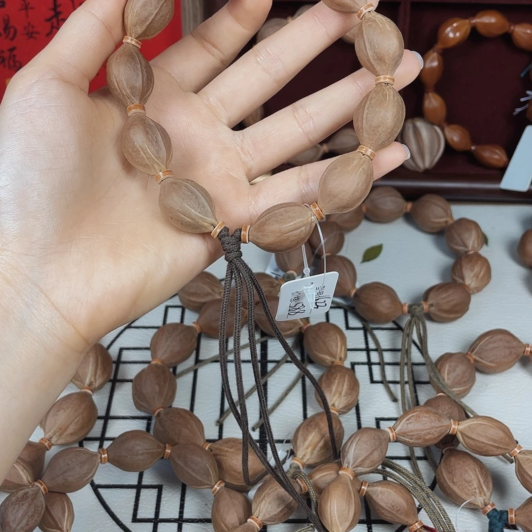 哈****橄榄核吊坠梅林铁核1623