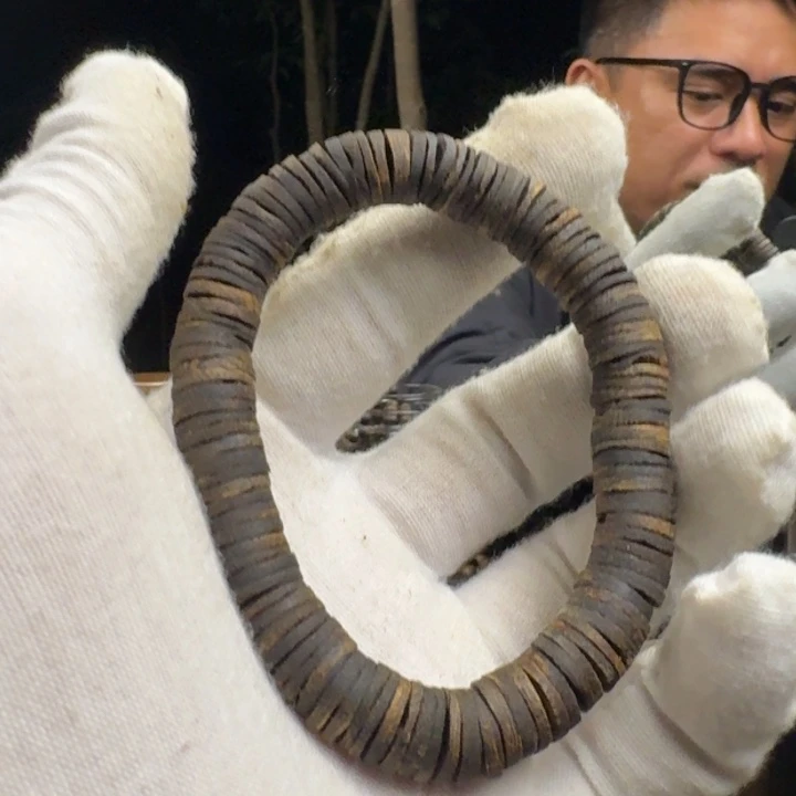 啊***吖手串沉香沉水钱串子16克➕