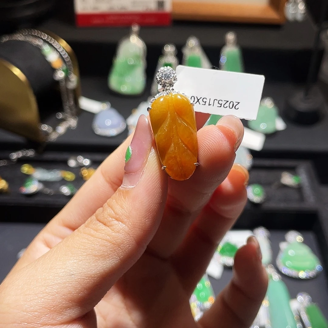 翡翠银S925镶嵌颈饰