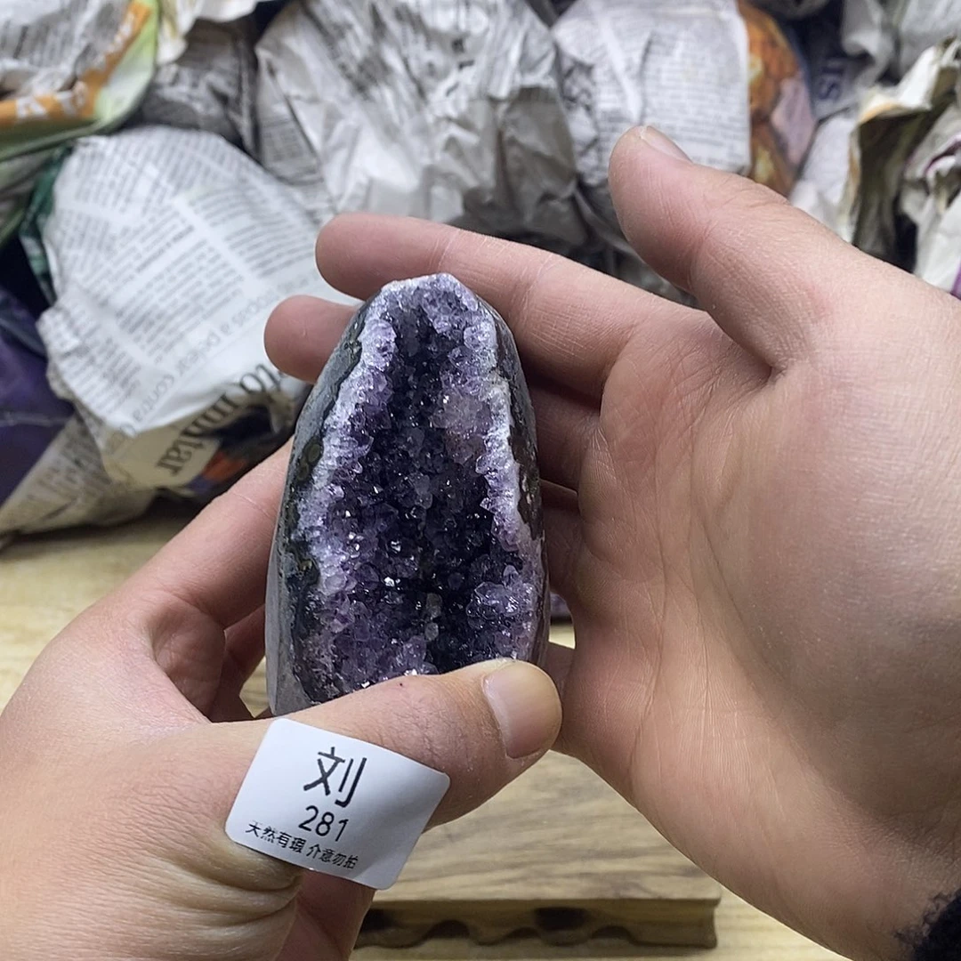 未镶嵌水晶珠宝半成品