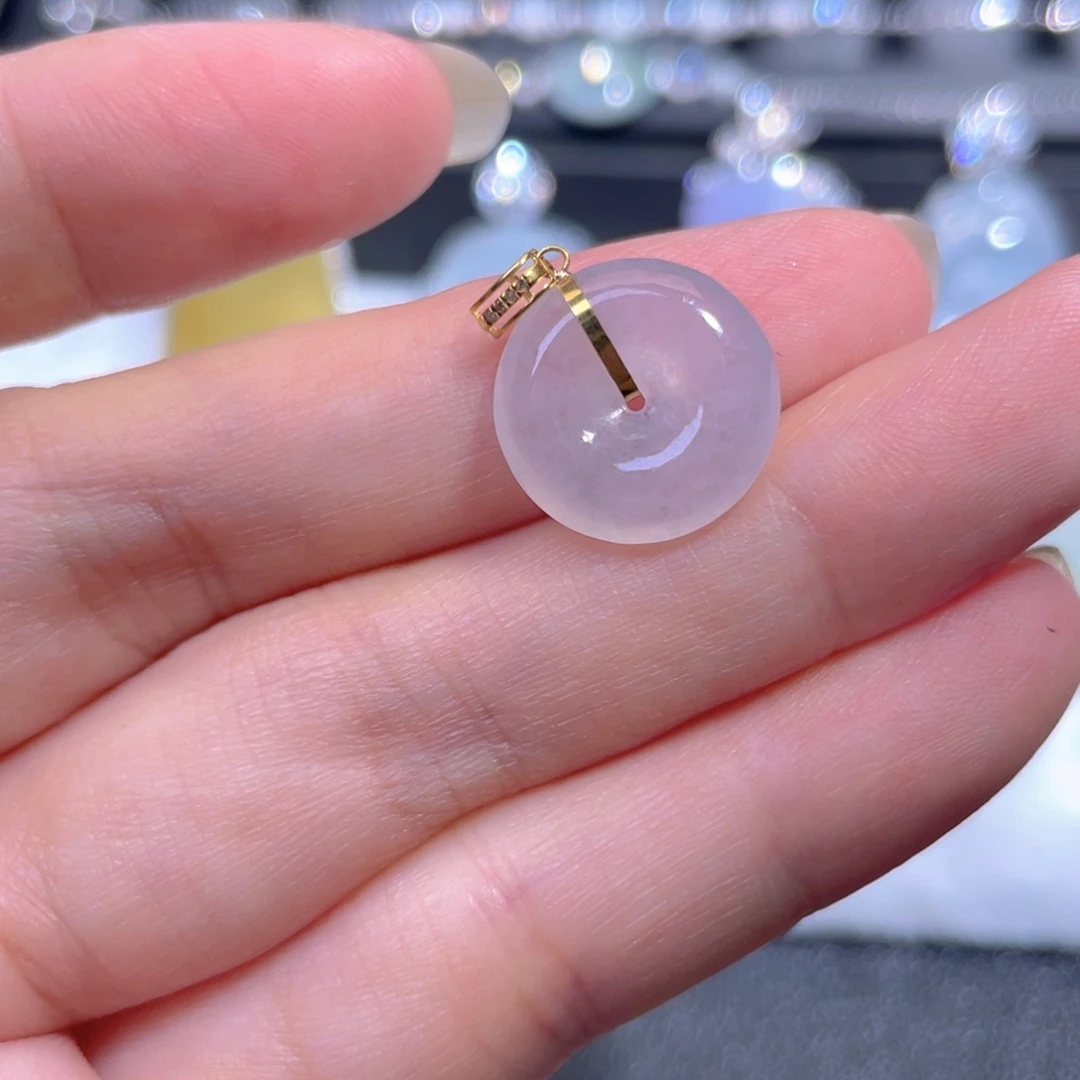翡翠18K金镶嵌颈饰翡翠