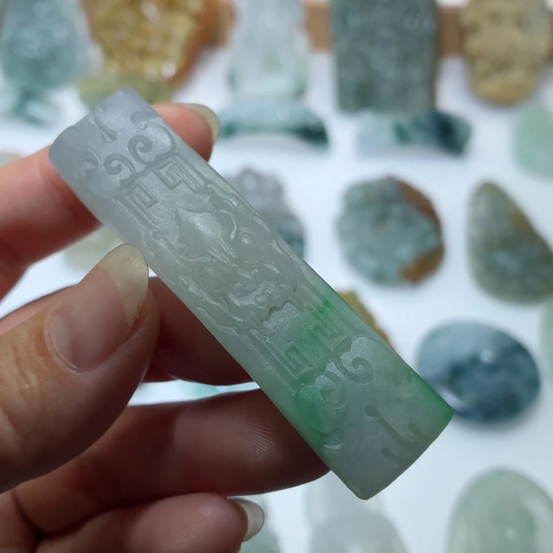 定制翡翠未镶嵌毛货