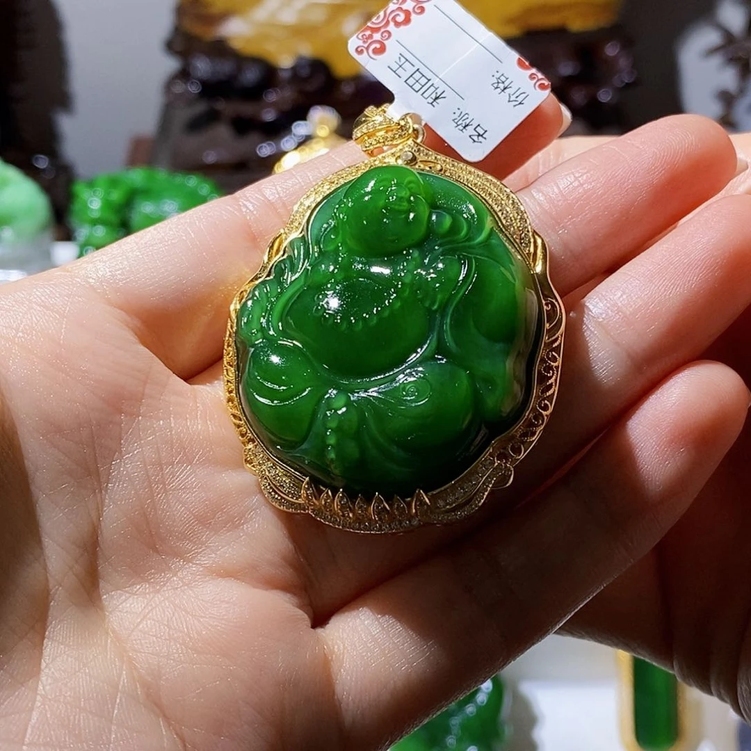 哈***虹和田玉银S925镶嵌颈饰