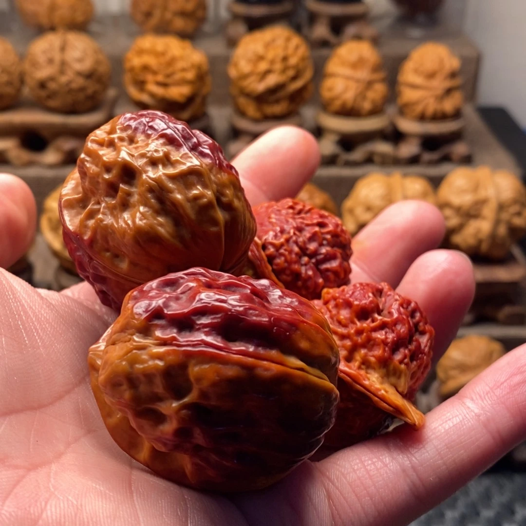 @***@文玩核桃把件铁核桃