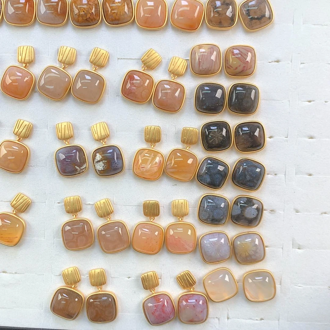 【闪购商品】颈饰银S925镶嵌硅化珊瑚（珊瑚玉）11号耳环150一对可挑