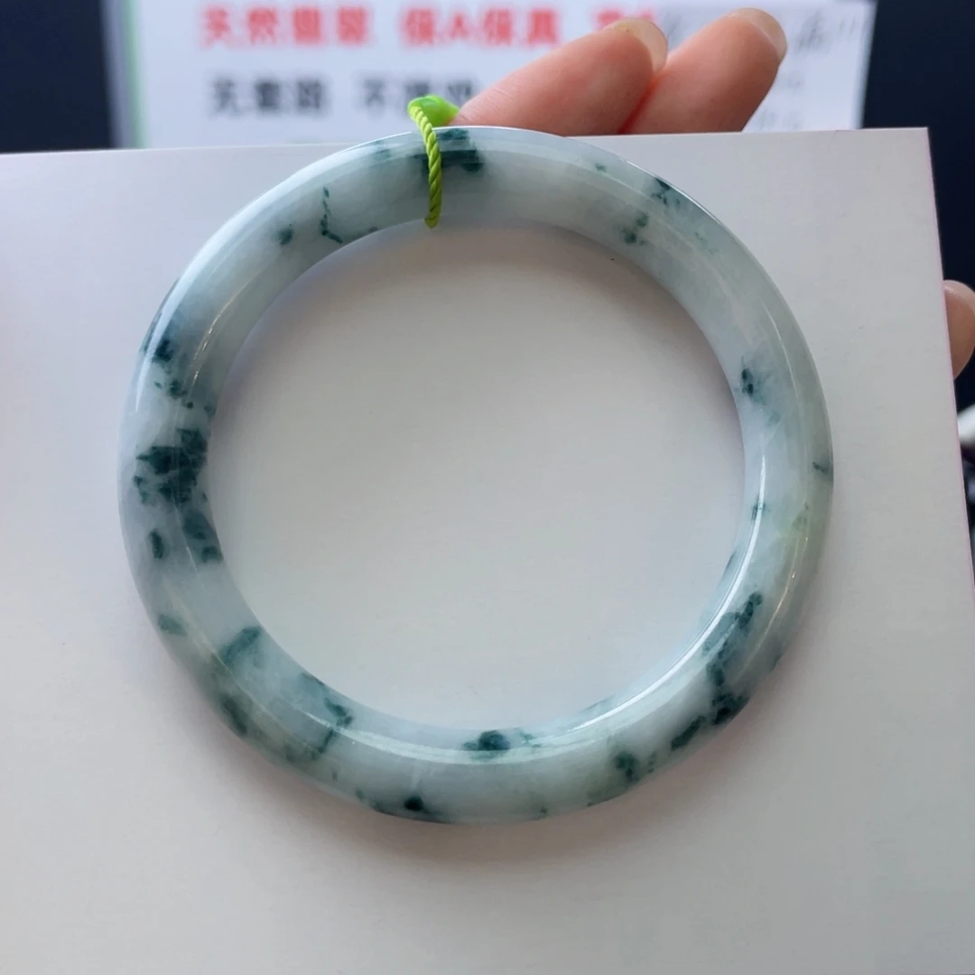 翡翠未镶嵌手镯55