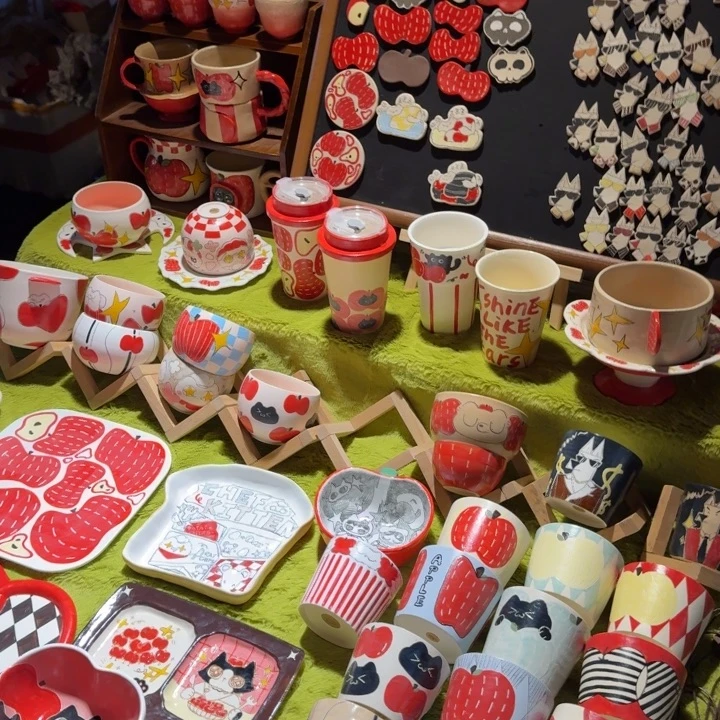 摆件红 57哈哈哈哈哈哈哈哈