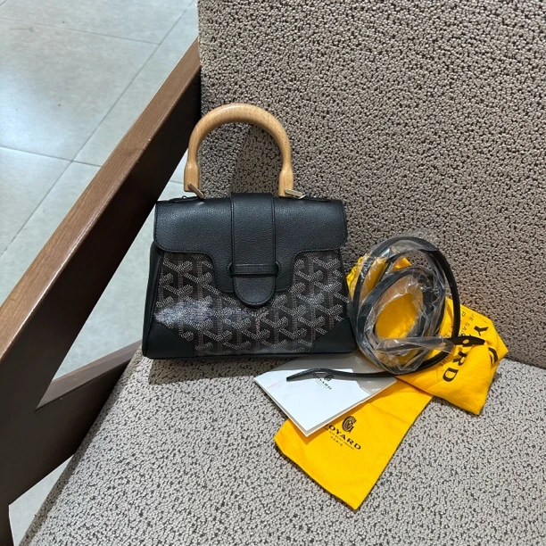 99新 Goyard 灰色Mini西贡包 US5819