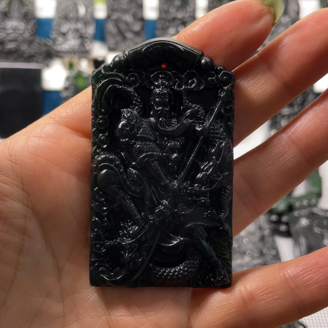 蛇纹石玉未镶嵌吊坠爵*