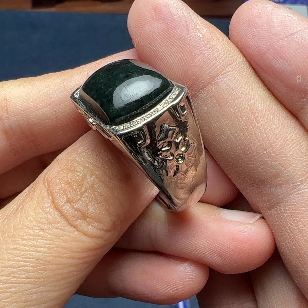 和田玉戒指未镶嵌