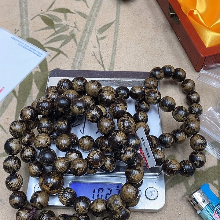 用***2沉香沉香香囊虫漏