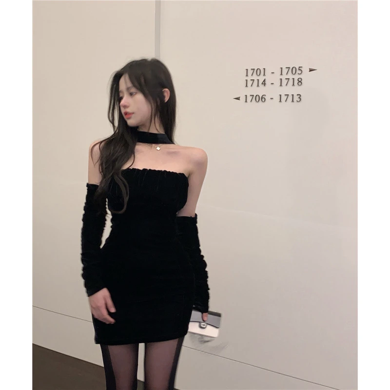 大卖美式复古辣妹性感抹胸挂脖连衣裙女秋冬季设计感紧身显瘦包臀