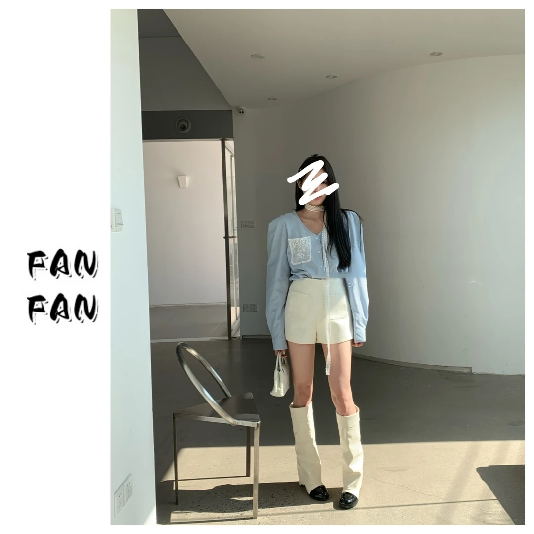 FANFAN 【排扣 泡泡袖】V领蕾丝飘带拼接衬衫