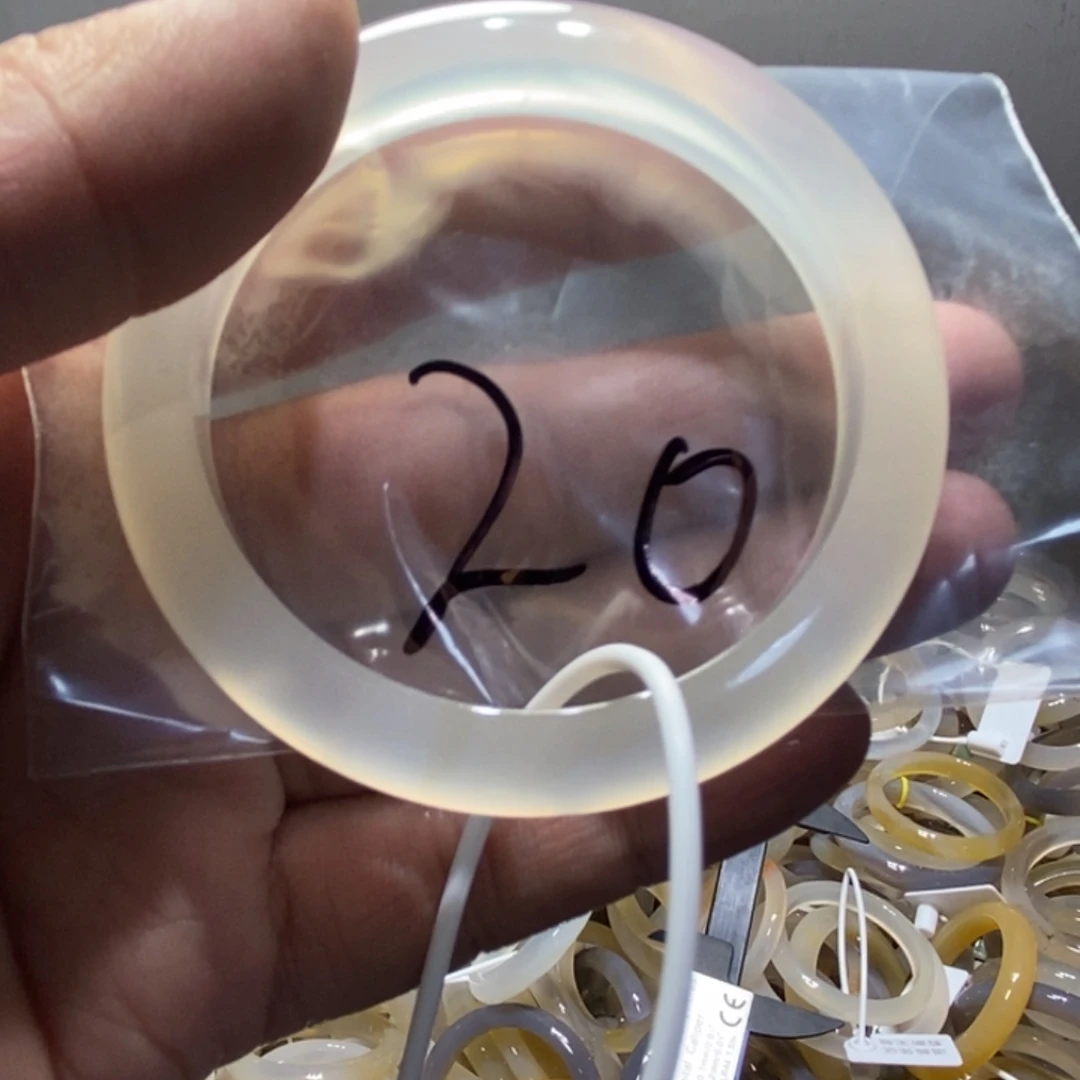 *****玛瑙/玉髓未镶嵌手镯20号