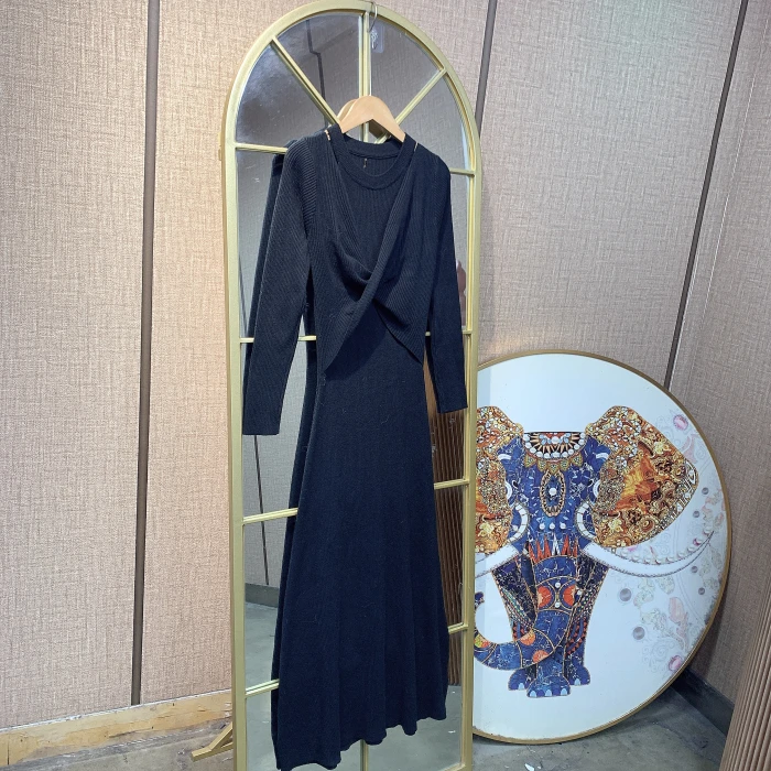 BS287孕妇黑色针织连衣裙90-135