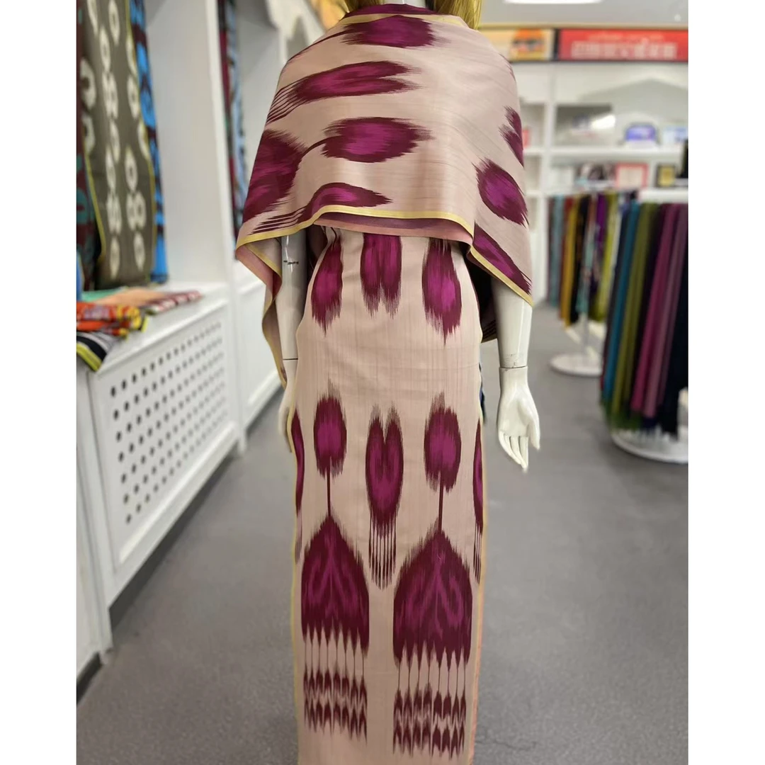 جىڭ يىپەك ئەتلەس 7.30布料/真丝不褪色巴郎赞艾德莱斯丝绸布料