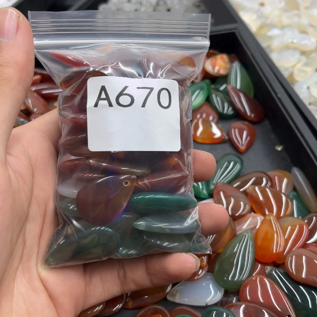 a***i玛瑙/玉髓合金颈饰