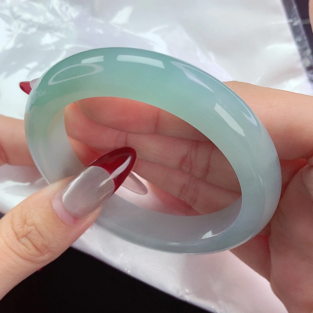 【闪购商品】翡翠手镯未镶嵌a 173002