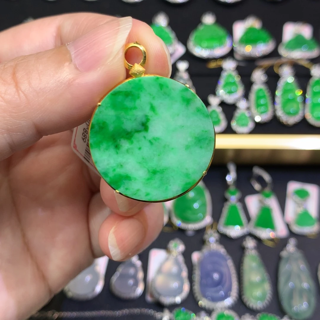 翡翠18K金镶嵌吊坠(不含链)