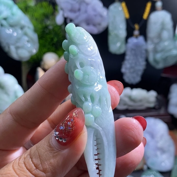 【闪购商品】颈饰未镶嵌翡翠龙牙