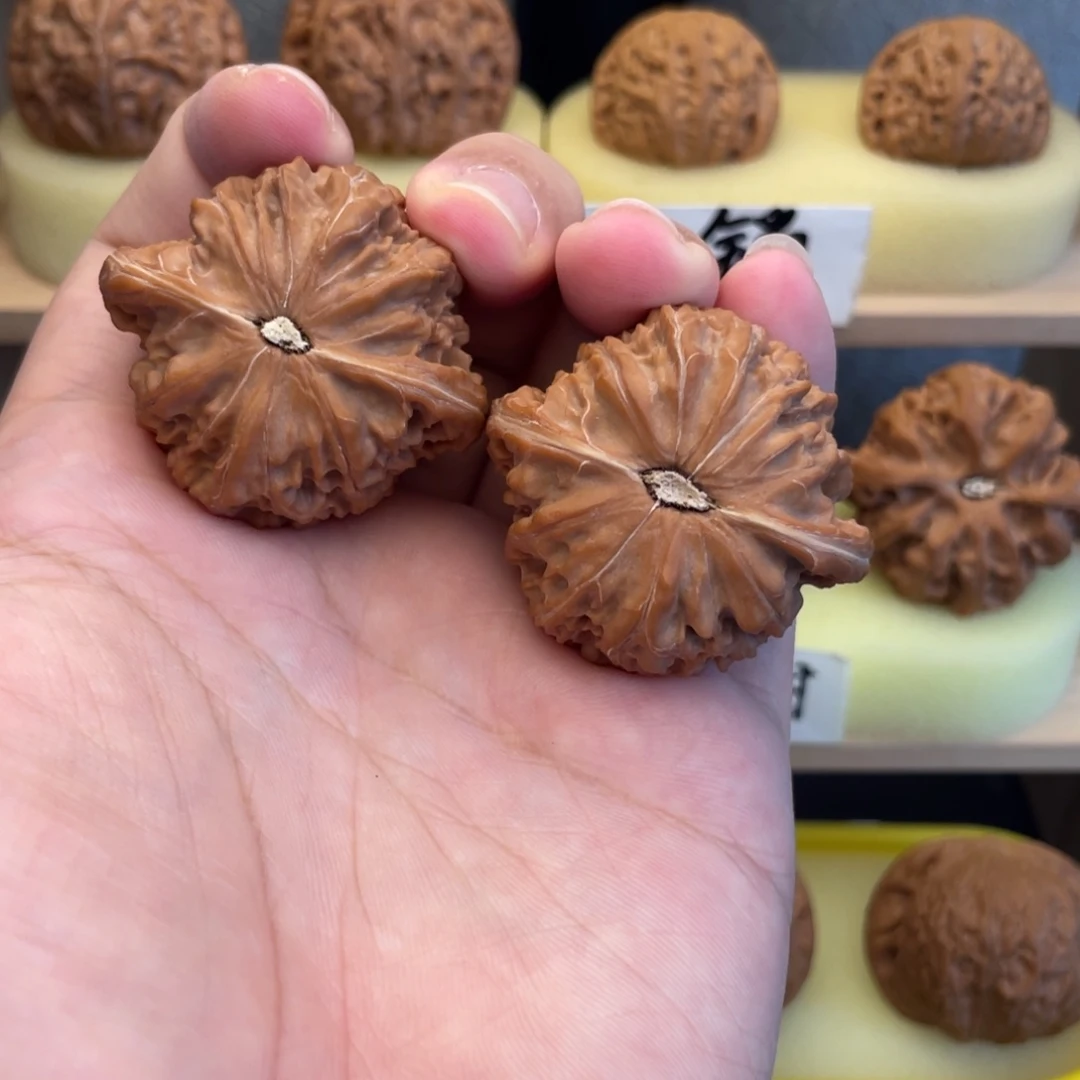 晏***烬吊坠文玩核桃福利正磨41➕