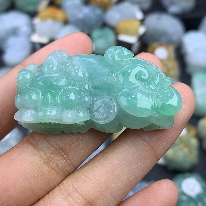 翡翠未镶嵌颈饰天然缅甸翡翠