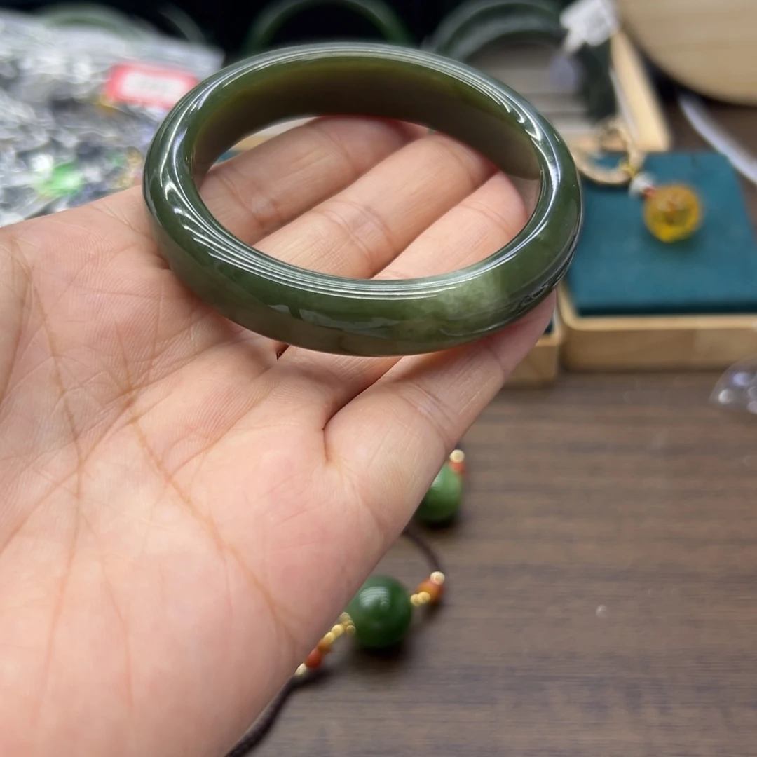 和田玉未镶嵌手镯53.9圈围859