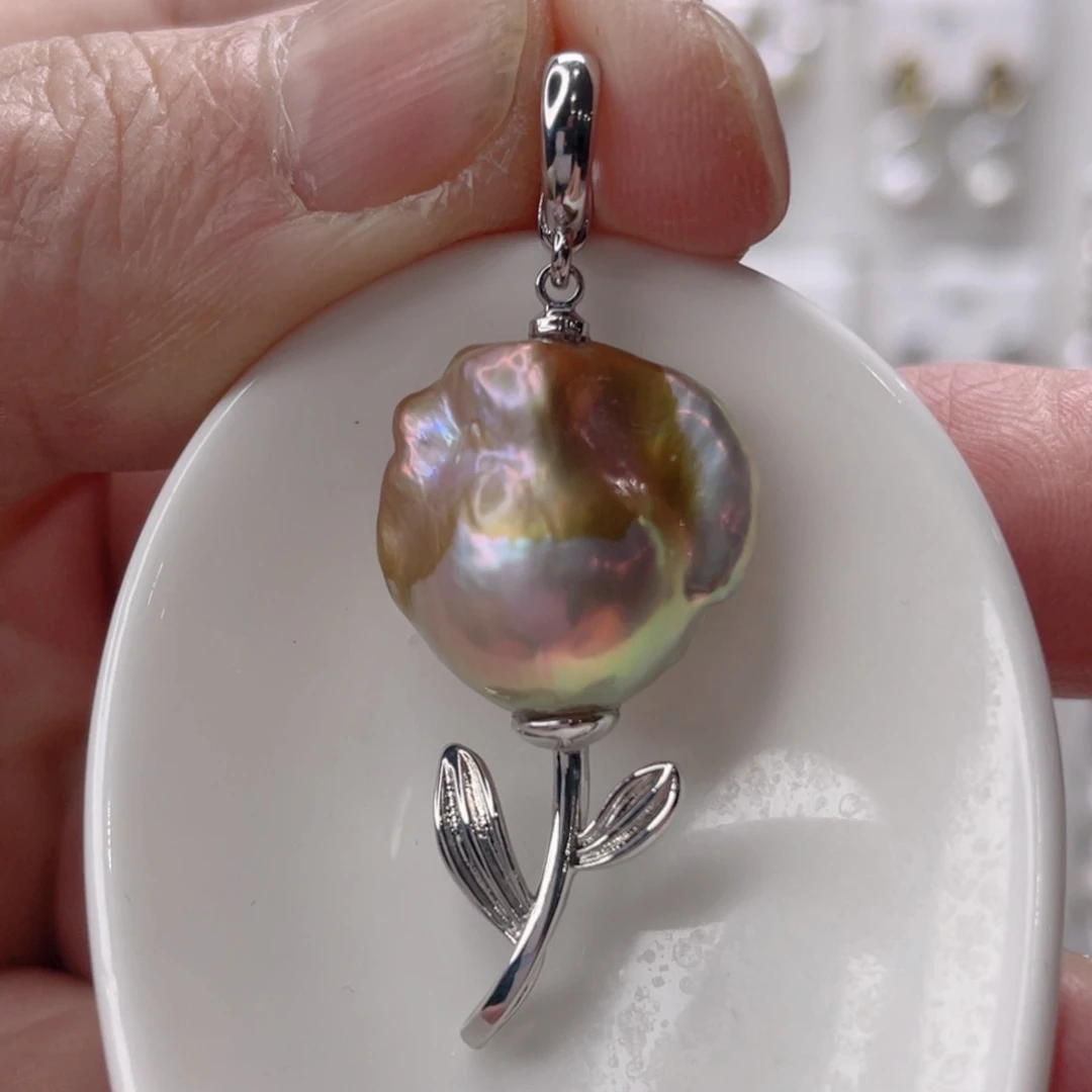 颈饰未镶嵌淡水珍珠