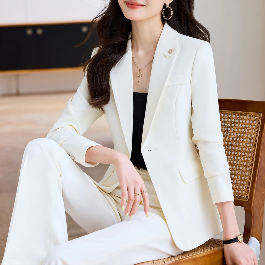 白色西装套装女春秋2025新款小个子时尚气质高级感通勤小西服外套
