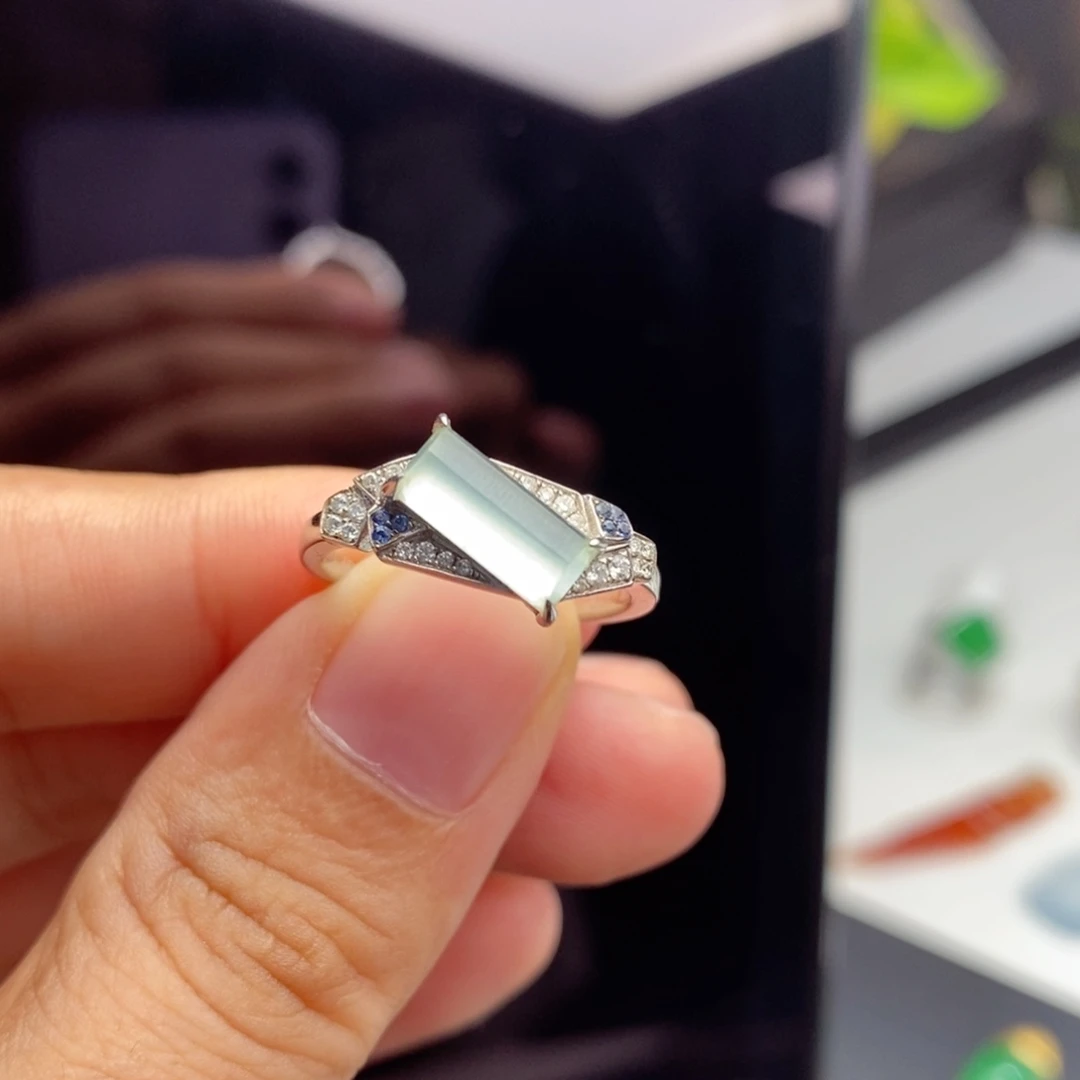 翡翠18K金镶嵌戒指  戒指