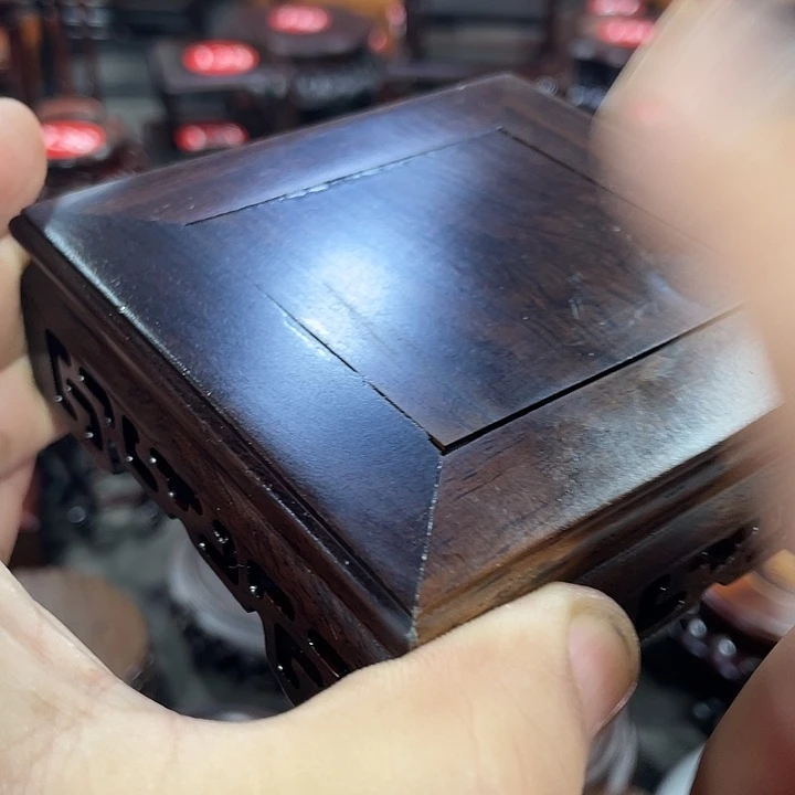 琉璃手工艺品红木底座工艺品