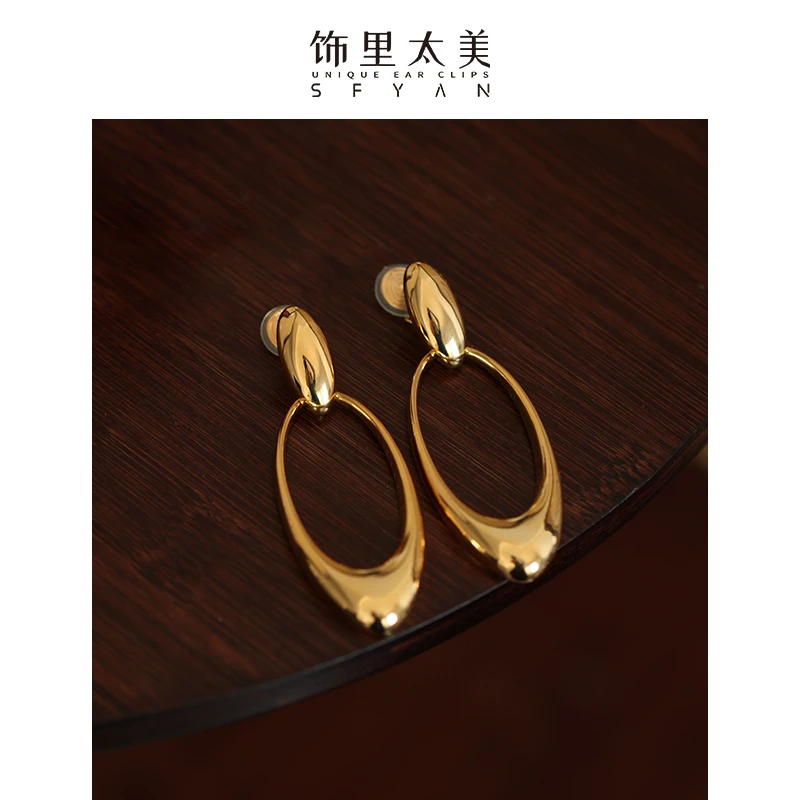 铜合金耳饰 秋冬复古几何椭圆形镂空耳夹无耳洞高级气质大气耳饰