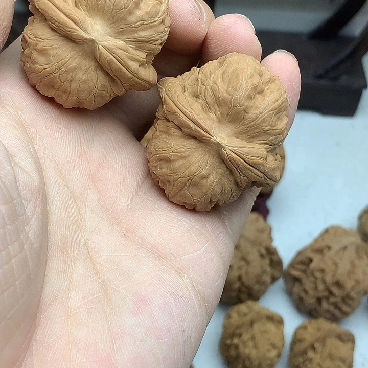 不***啊文玩核桃吊坠元宝有黄