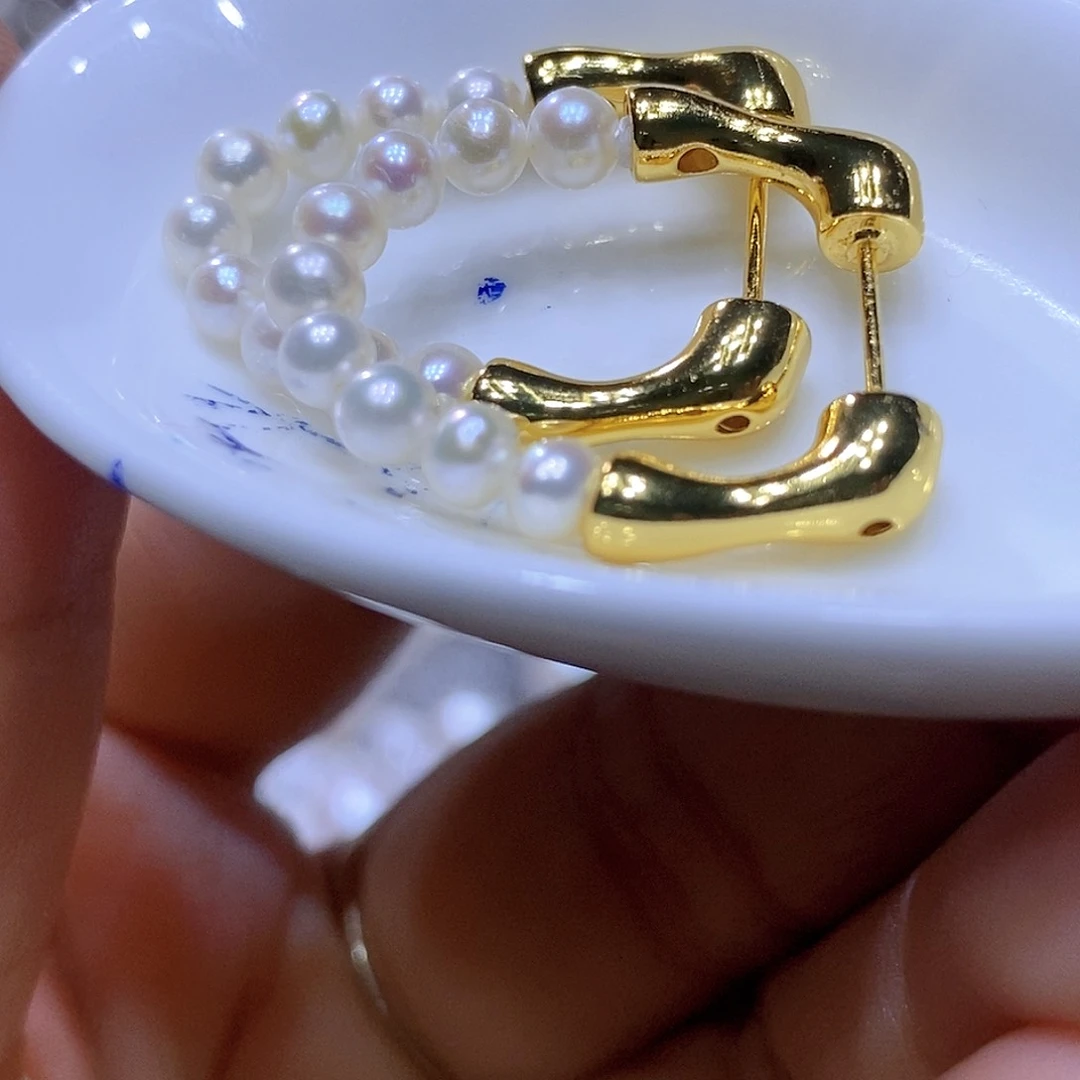 未镶嵌淡水珍珠吊坠耳钉戒指发其一