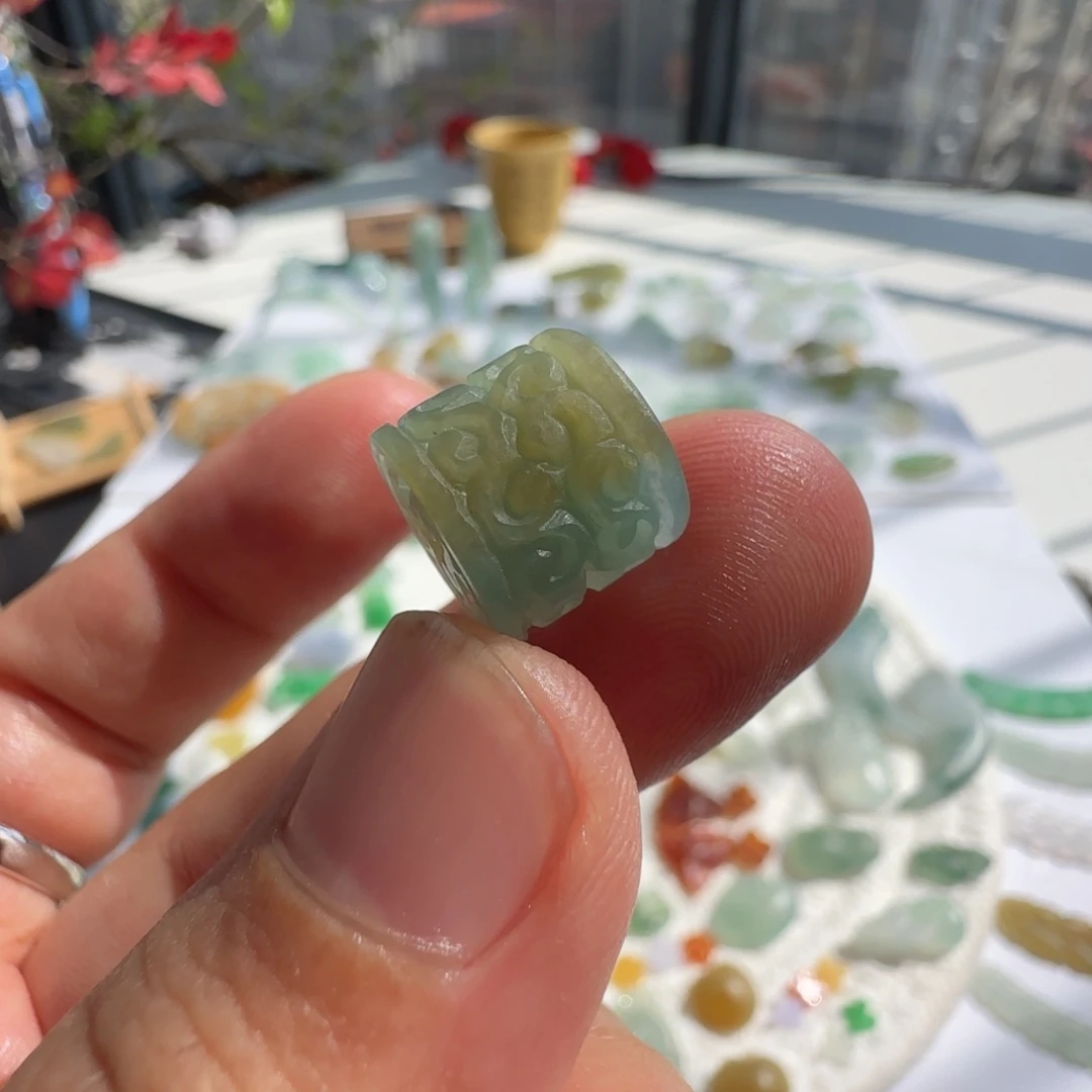 定制翡翠未镶嵌I***.定制翡翠毛货不退不换