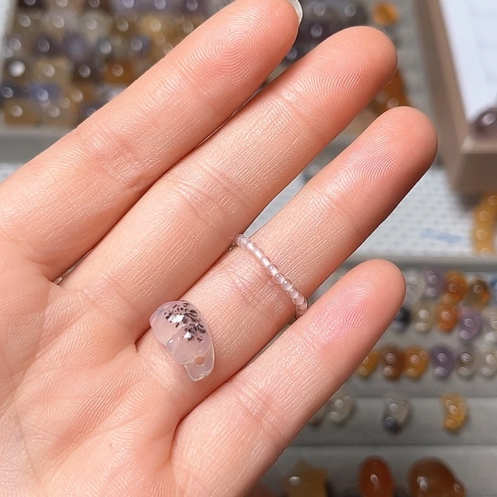 玛瑙/玉髓手链未镶嵌平**?