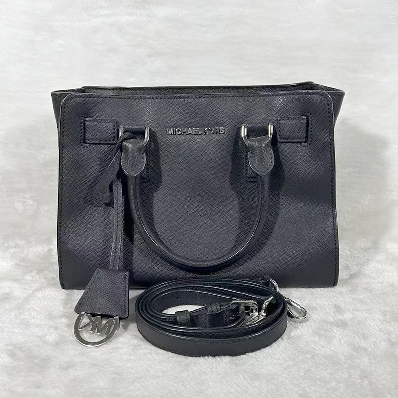 95新 MICHAEL KORS/迈克高仕 黑色单肩手提包G24020615底长26X18