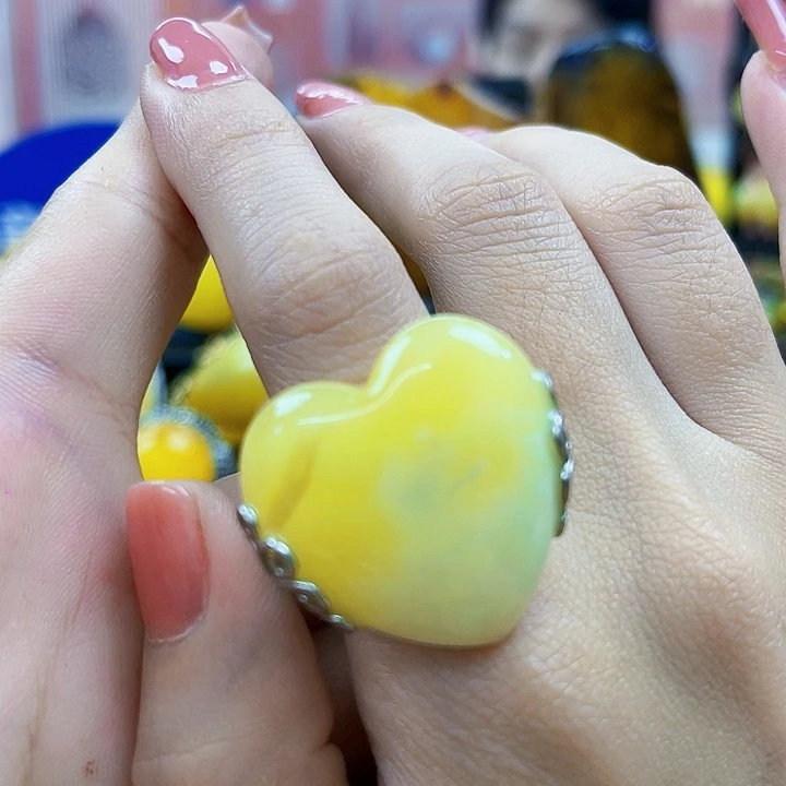 银S925镶嵌琥珀戒指戒指