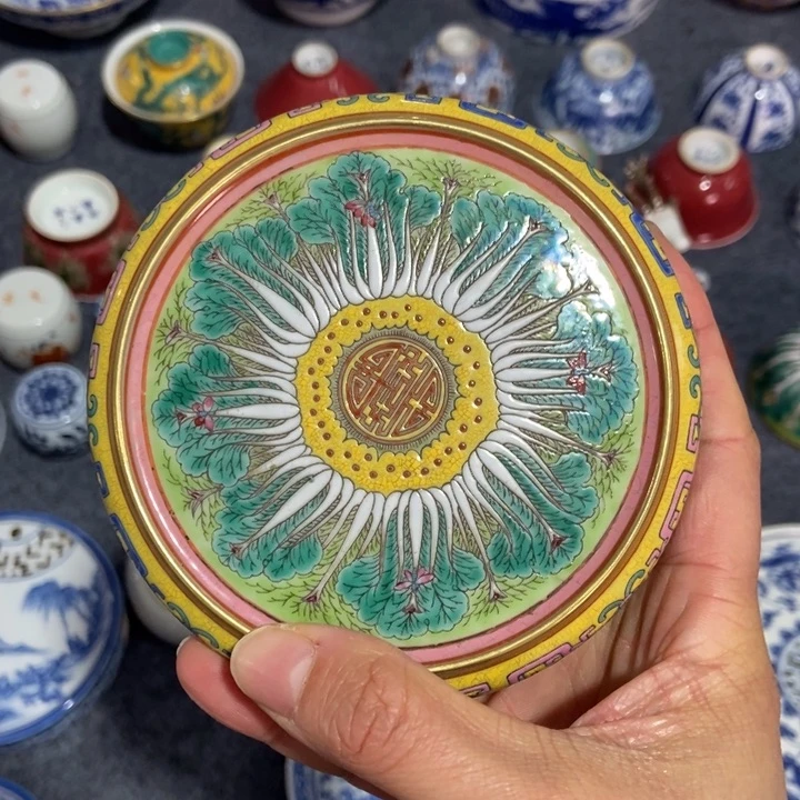 源哥陶瓷艺术家的